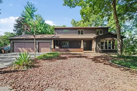 401 Lowell St, Loveland, OH 45140