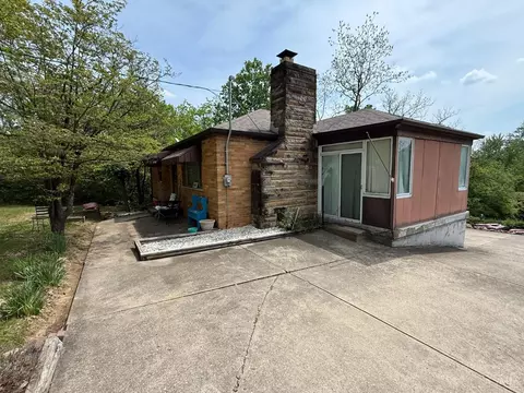 6011 Springdale Rd, Cincinnati, OH 45247