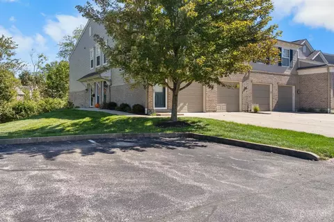 Exterior - 4654 Trophy Ln, Batavia, OH 45103 photo 6 of 7