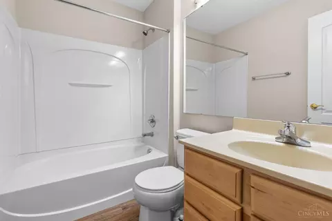 Bath - 4654 Trophy Ln, Batavia, OH 45103 photo 1 of 5