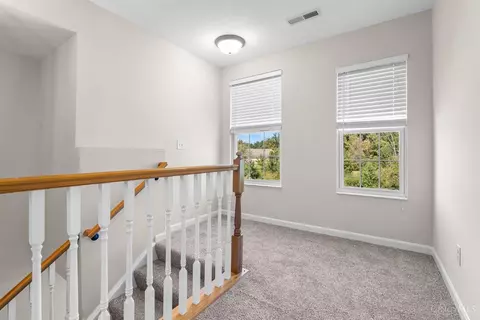 Entry Way - 4654 Trophy Ln, Batavia, OH 45103 photo 4 of 7