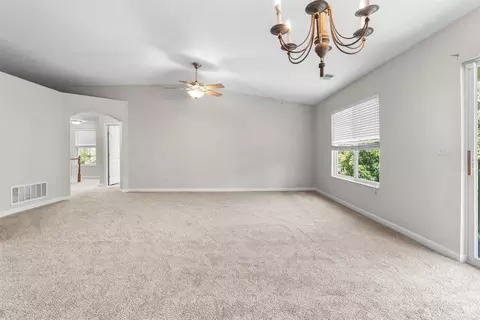 Living - 4654 Trophy Ln, Batavia, OH 45103 photo 4 of 5