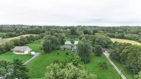 1697 Wilmington Rd, Lebanon, OH 45036