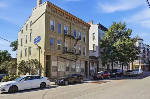 5 University Ave, Cincinnati, OH 45219