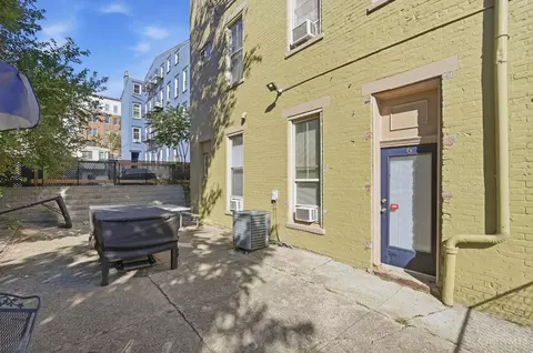 Exterior - 5 University Ave, Cincinnati, OH 45219 photo 3 of 5