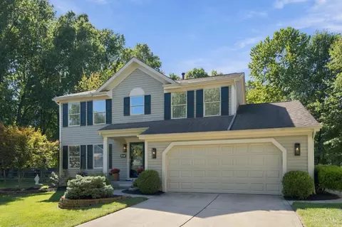 3677 Tanbark Ct, Amelia, OH 45102