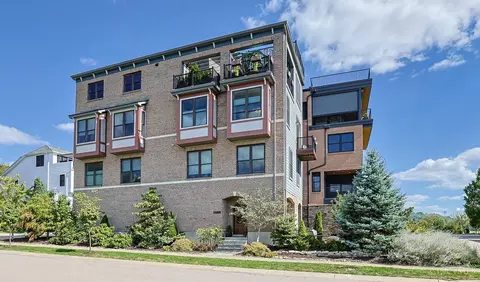2900 Corbin Park Ct, Cincinnati, OH 45226