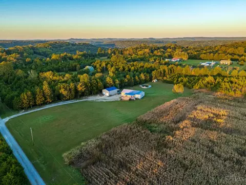 206 Bradley Ln, West Union, OH 45693