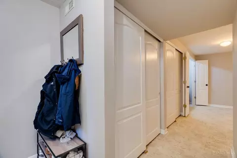 Entry Way - 6559 Silverfox Dr, Cincinnati, OH 45230 photo 3 of 3