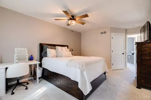 Bedroom - 6559 Silverfox Dr, Cincinnati, OH 45230 photo 1 of 4