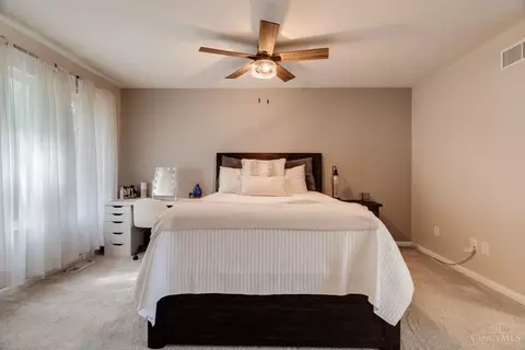 Bedroom - 6559 Silverfox Dr, Cincinnati, OH 45230 photo 2 of 4