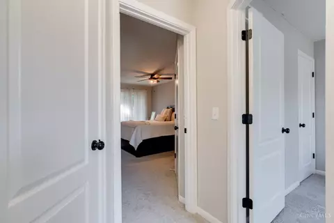 Entry Way - 6559 Silverfox Dr, Cincinnati, OH 45230 photo 2 of 3