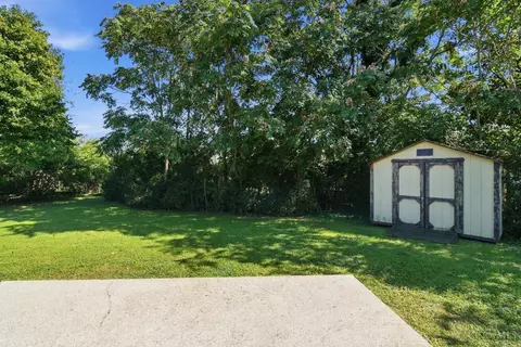 Exterior - 106 Etta Ave, Harrison, OH 45030 photo 2 of 5