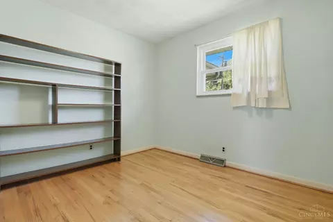 Bedroom - 106 Etta Ave, Harrison, OH 45030 photo 1 of 7