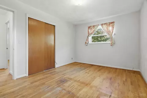 Bedroom - 106 Etta Ave, Harrison, OH 45030 photo 7 of 7