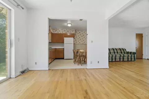 Living - 106 Etta Ave, Harrison, OH 45030 photo 4 of 4