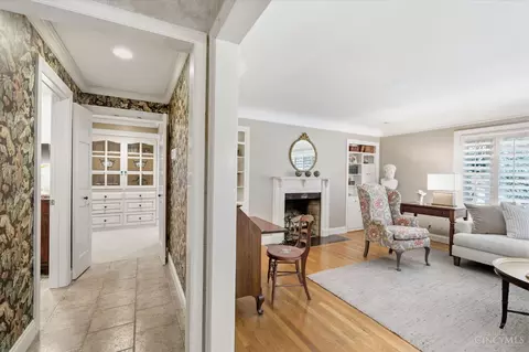 Entry Way - 6626 Rollaway Rd, Cincinnati, OH 45236 photo 1 of 3