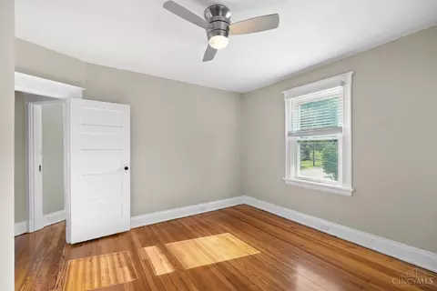 Bedroom - 2000 Breen St, Cincinnati, OH 45208 photo 4 of 7