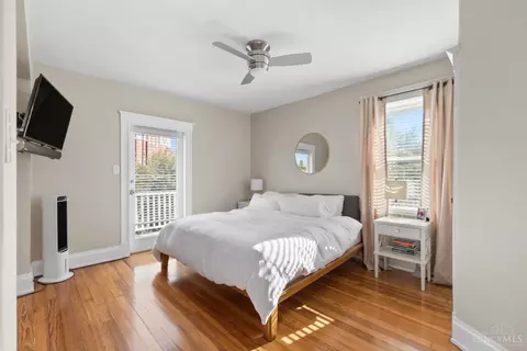 Bedroom - 2000 Breen St, Cincinnati, OH 45208 photo 1 of 7