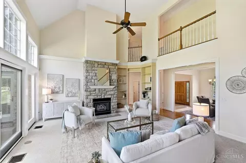 Living - 6318 Tarton Fields Ln, Mason, OH 45040 photo 2 of 4