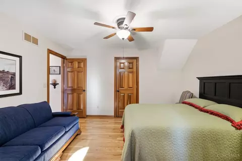 Bedroom - 5599 Rapid Run Rd, Cincinnati, OH 45238 photo 6 of 10