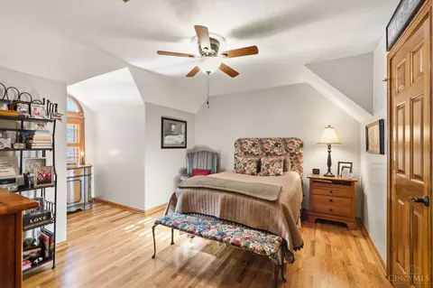 Bedroom - 5599 Rapid Run Rd, Cincinnati, OH 45238 photo 7 of 10