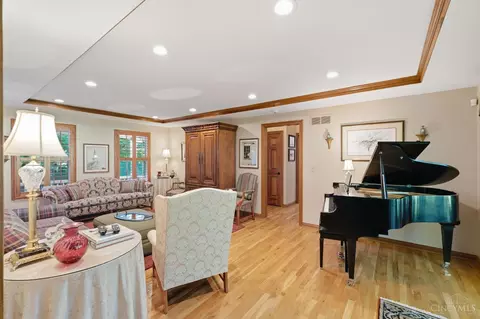 Living - 5599 Rapid Run Rd, Cincinnati, OH 45238 photo 5 of 5