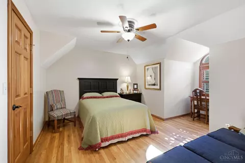 Bedroom - 5599 Rapid Run Rd, Cincinnati, OH 45238 photo 4 of 10