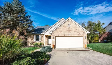 5460 Lakefront Dr, Cincinnati, OH 45247