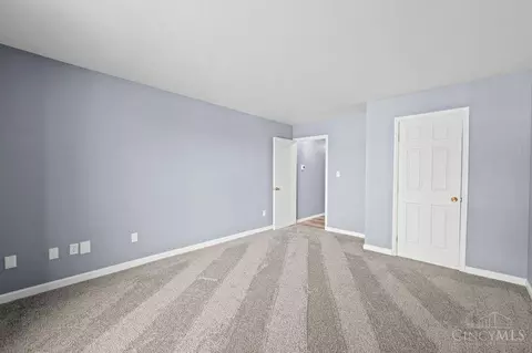Bedroom - 3533 Amberacres Dr, Cincinnati, OH 45237 photo 2 of 4