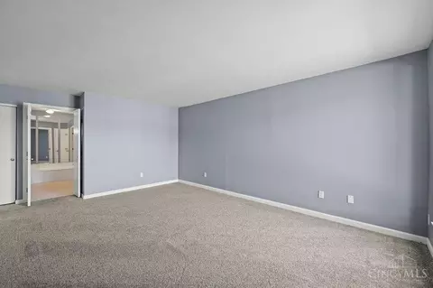 Bedroom - 3533 Amberacres Dr, Cincinnati, OH 45237 photo 4 of 4
