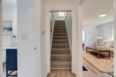 Entry Way - 6017 Elbrook Ave, Golf Manor, OH 45237 photo 2 of 3