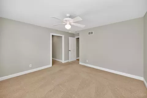 Bedroom - 6607 Red Hawk Ct, Hamilton Township, OH 45039 photo 4 of 7