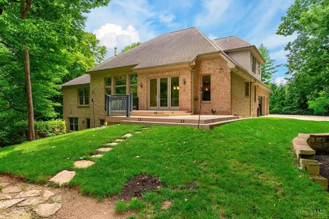 Exterior - 6607 Red Hawk Ct, Hamilton Township, OH 45039 photo 13 of 14