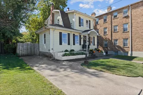 2775 Robertson Ave, Cincinnati, OH 45209