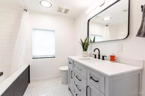 Bath - 4125 Muchmore Rd, Cincinnati, OH 45227 photo 1 of 4