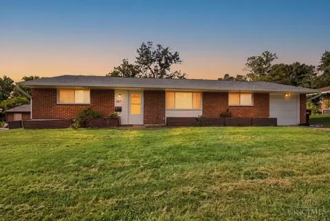 987 Seminole Trl, Milford, OH 45150