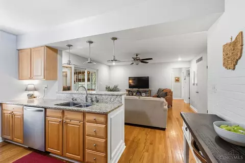 Kitchen - 778 Strathcoma Dr, Cincinnati, OH 45255 photo 2 of 4
