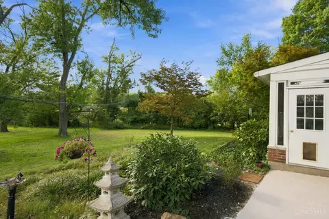 Exterior - 778 Strathcoma Dr, Cincinnati, OH 45255 photo 5 of 13