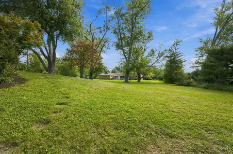 Exterior - 778 Strathcoma Dr, Cincinnati, OH 45255 photo 10 of 13