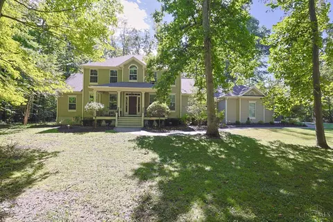 2321 Manistique Lakes Dr, Lebanon, OH 45036