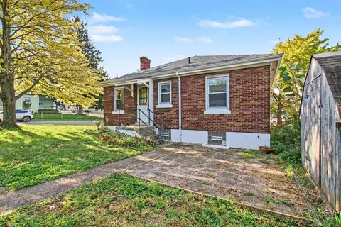 Exterior - 120 Benson St, Reading, OH 45215 photo 4 of 5