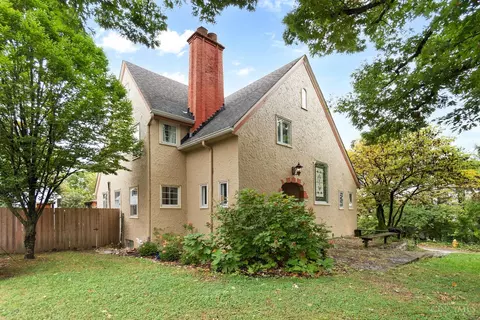3551 Holly Ln, Cincinnati, OH 45208