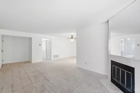 Living - 5207 Eaglesnest Dr, Cincinnati, OH 45248 photo 3 of 3