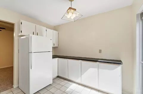 Kitchen - 5207 Eaglesnest Dr, Cincinnati, OH 45248 photo 3 of 3