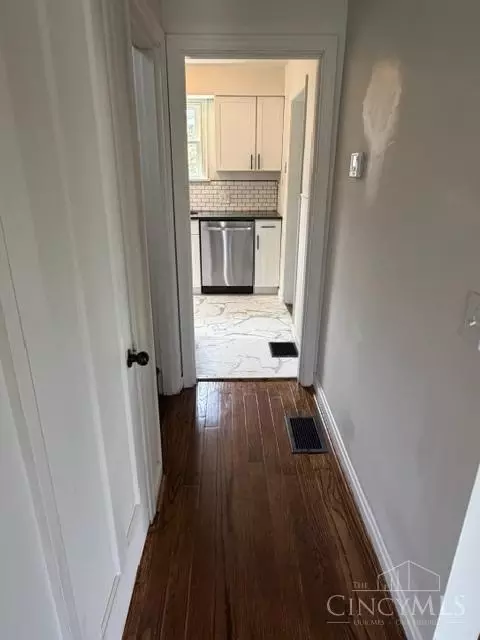 Entry Way - 6342 Elbrook Ave, Golf Manor, OH 45237 photo 1 of 2