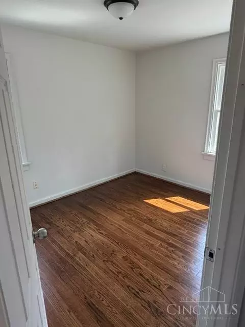 Bedroom - 6342 Elbrook Ave, Golf Manor, OH 45237 photo 2 of 2