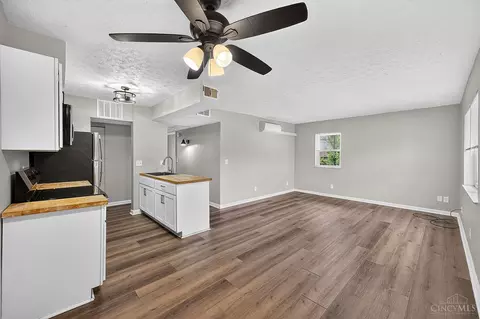 Living - 2390 N Bend Rd, Cincinnati, OH 45239 photo 1 of 3
