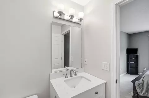 Bath - 6629 Black Forest Ct, Morrow, OH 45152 photo 2 of 4