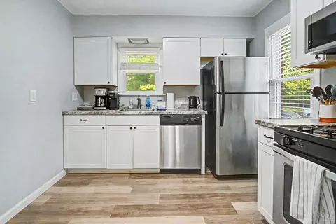 Kitchen - 5694 Euclid Rd, Cincinnati, OH 45236 photo 5 of 5